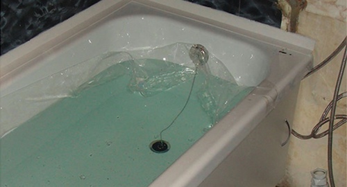 Установкой акрилового вкладыша | Уссурийск